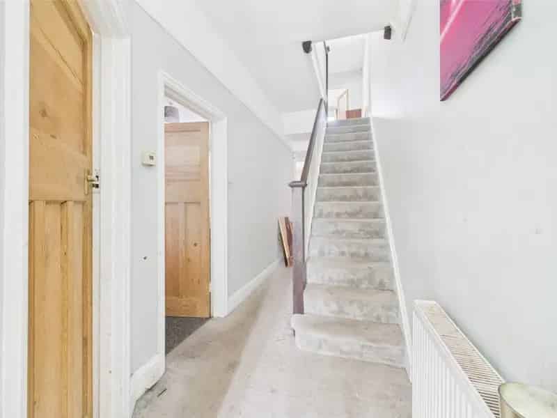 4 bedroom House
 For Sale