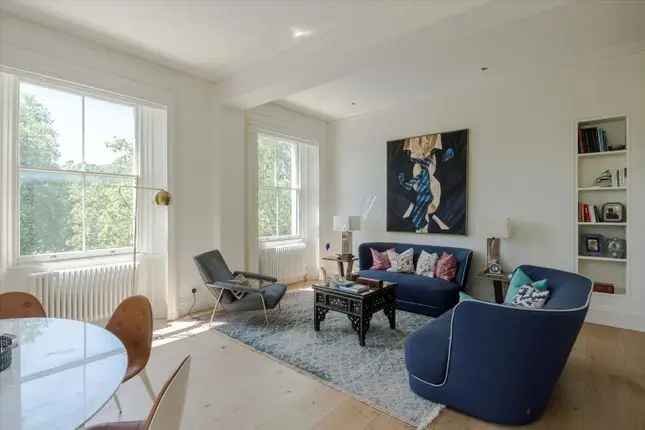 Flat for sale in Hyde Park Gardens, London W2