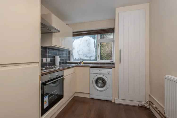 2 Bedroom Flat House to Rent