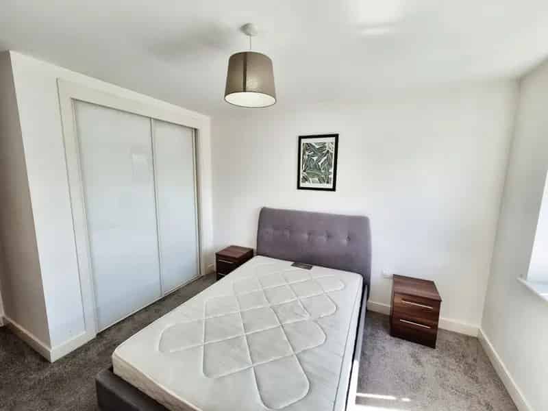 1 bedroom Flat
 To Rent