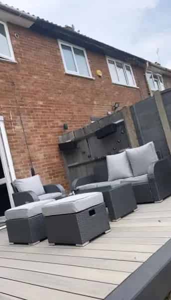 2 Bed House Basildon Near Schools Shops Large Garden Driveway