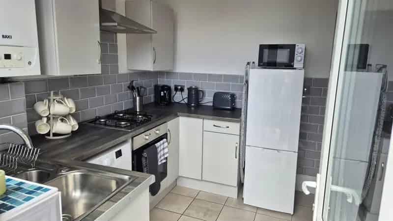 3 Bedroom Flat House to Rent in L9