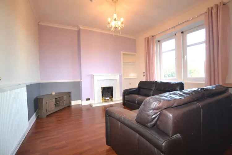 Spacious 2 Bed Flat with Private Garden Near Edinburgh