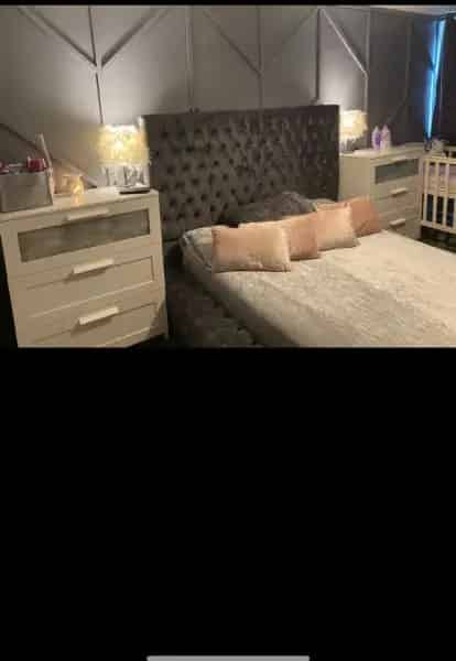Spacious 2 Bed Flat Near Kew Bridge Station and Brentford FC