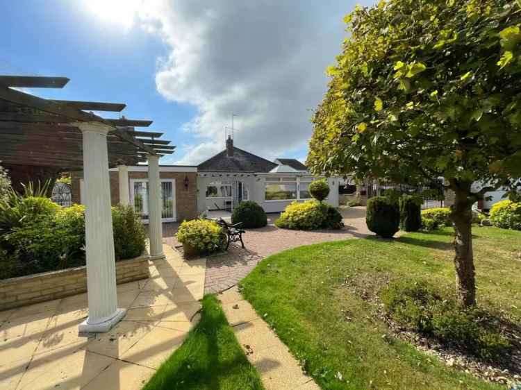 3 bedroom detached bungalow for sale