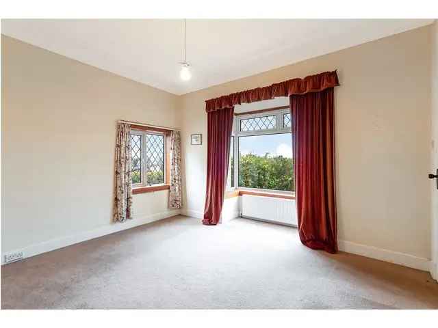 4 Bedroom Detached Bungalow For Sale in Seamill