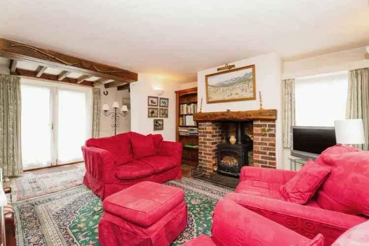 3 Bedroom Detached Cottage in Rural North Norfolk