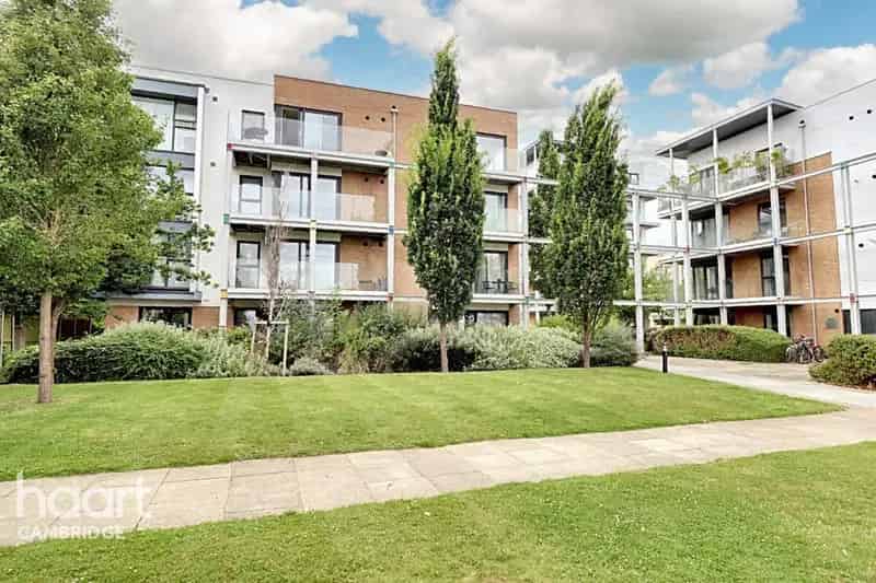 2 Bedroom Apartment for Sale - No Sale No Fee