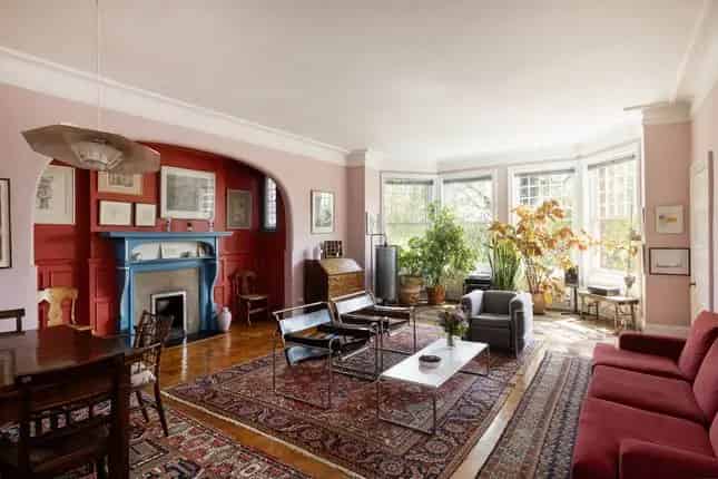Flat for Sale in Wedderburn Road London NW3