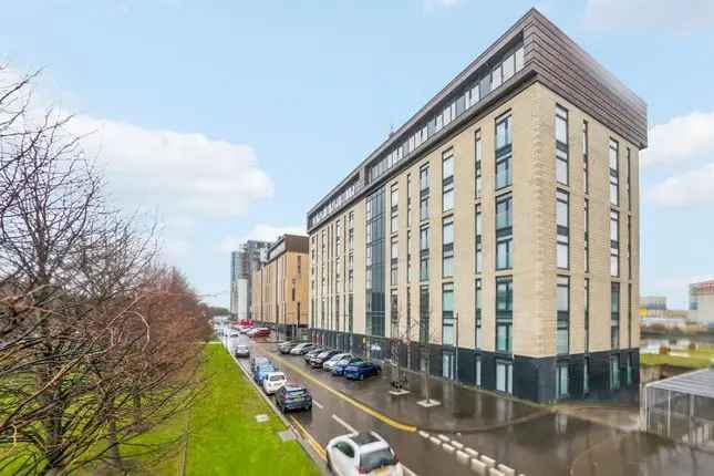 Studio for sale in Glasgow Harbour Terraces, Glasgow G11