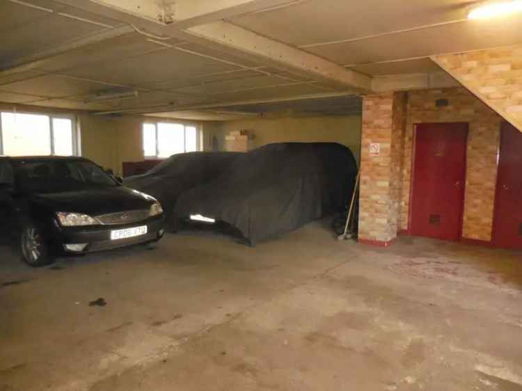 Commercial Property with 3-Bedroom Flat Aberystwyth