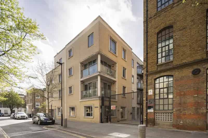 Kings Cross Office Space Sublease - Fully Fitted Ground Floor