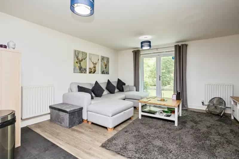 2-Bedroom Apartment with En-Suite and Allocated Parking