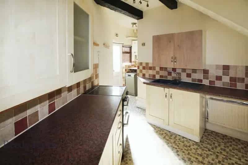 2 Bedroom End Terrace House for Rent Macclesfield Cheshire SK10