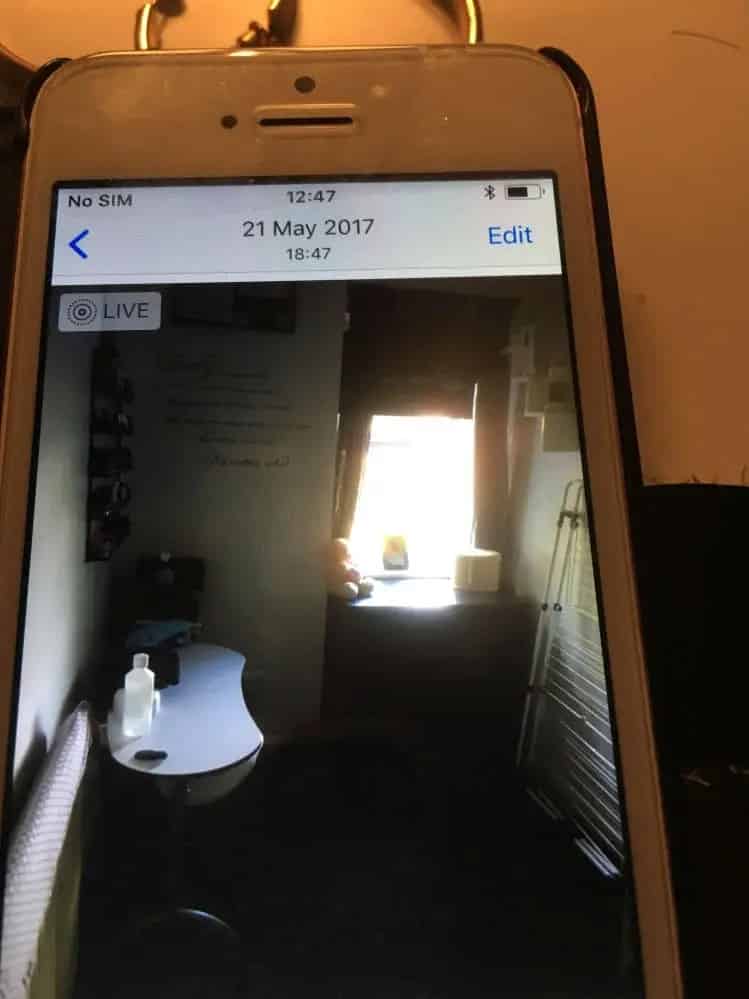 3 Bedroom House Downsize 2 Living Rooms