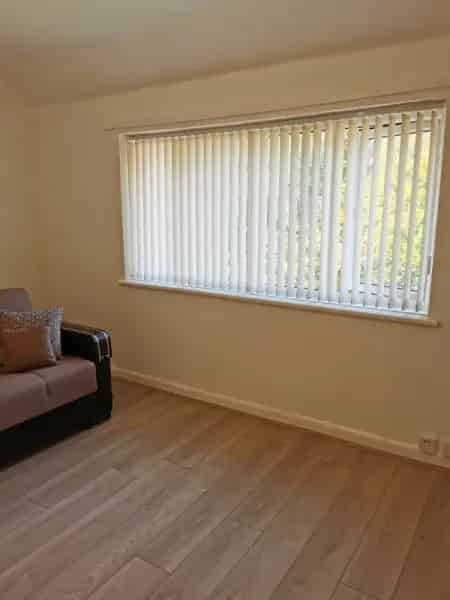 Spacious 1st Floor Flat Near Transport and Amenities