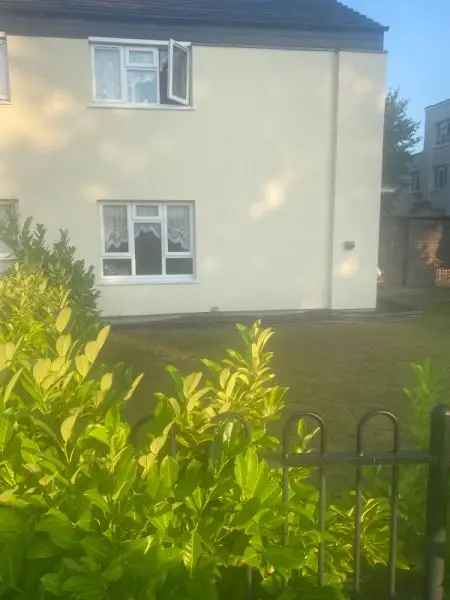 House For Rent in Tonbridge and Malling, England