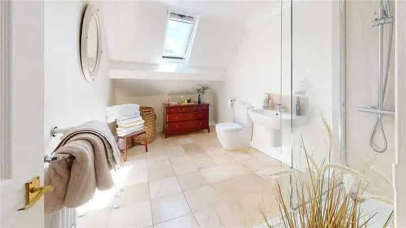 3 Bed Dorma Bungalow for Sale in Charming Village Setting