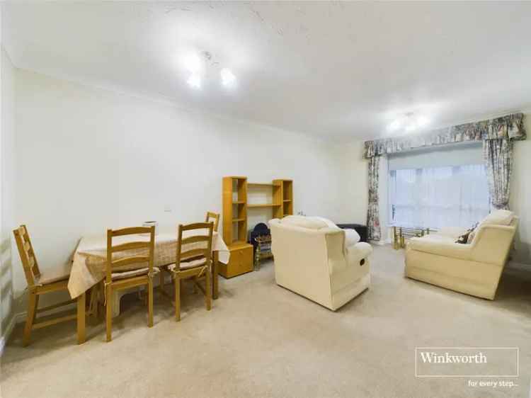 2 bedroom flat/apartment in Draycott Avenue