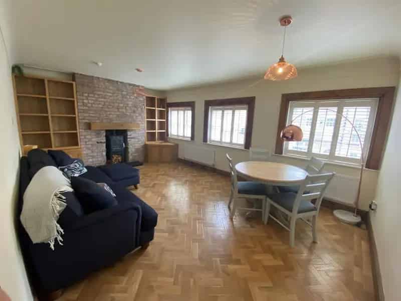 3 Bedroom Apartment To Let Georgian Quarter