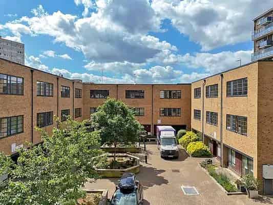 Studio Apartment in Islington, Modern Development Near Canonbury and Dalston Stations