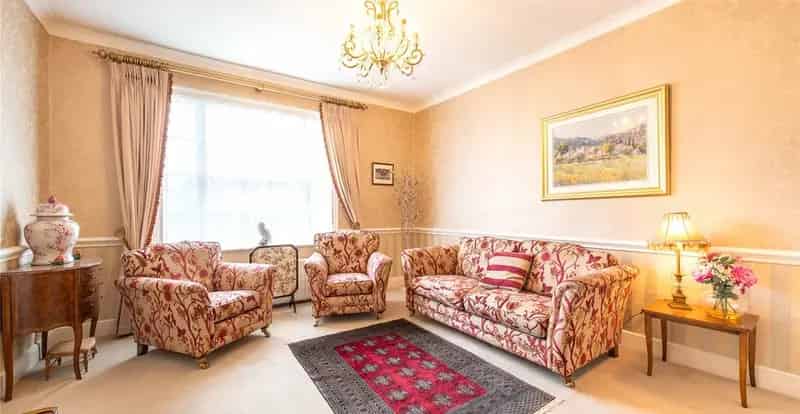 4 Bedroom Grade II Listed House for Sale Maidstone