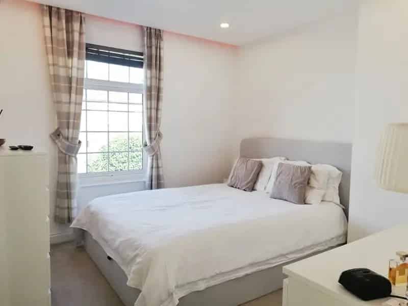 2 Bedroom End Terrace House for Rent Crigglestone WF4