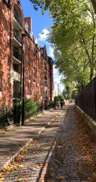 One Bedroom Flat Near Whitechapel  Newly Fitted Bathroom and Boiler