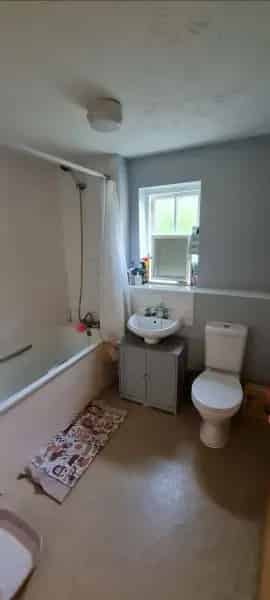 Spacious 2 Bed Apartment with Garden Elvathum Heath Estate