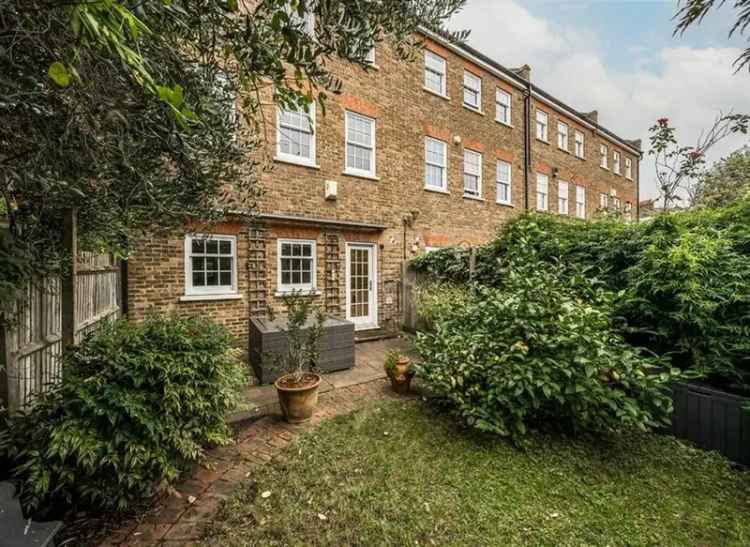 Four Bedroom Townhouse Vauxhall  Near Transport Links