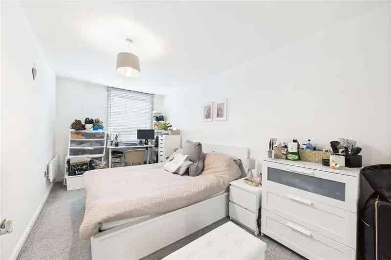 1 Bed Flat for Sale near Farnborough