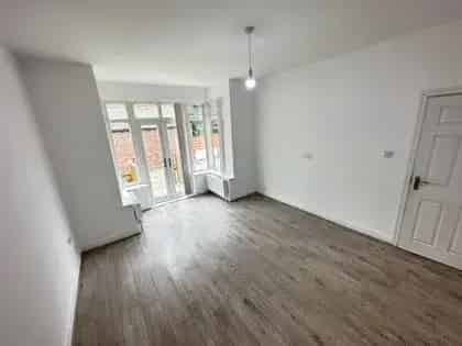 3 Bed 2 Bath House Manchester Newly Refurbished Family Home