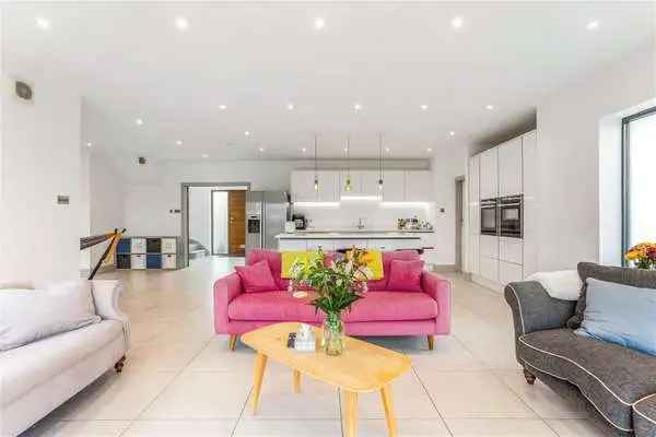 Knights Lane, Ball Hill, Newbury, Hampshire, RG20 0NW | Property for sale | Savills