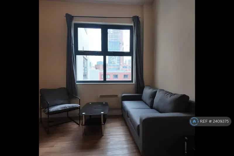 2 Bedroom Flat Jewellery Quarter Private Car Park