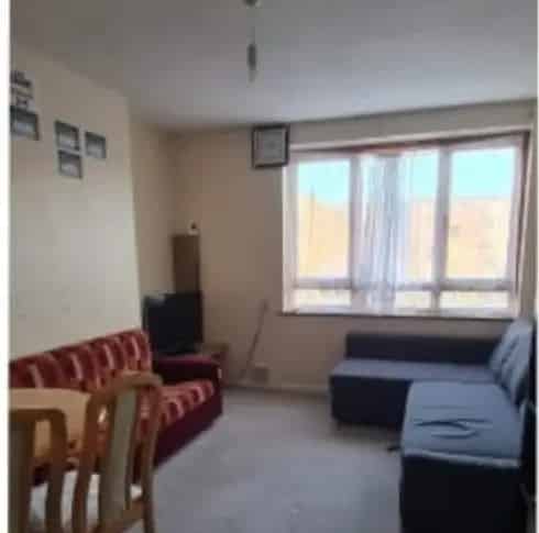 Large Sunny 1-Bedroom Flat Near Clapton Station