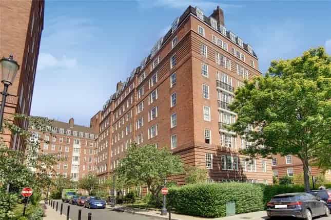 2 Bed Flat for Sale Cranmer Court Chelsea SW3