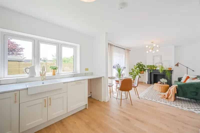 Semi Detached Bungalow in Uttoxeter - Modern Interior and Low Maintenance Garden