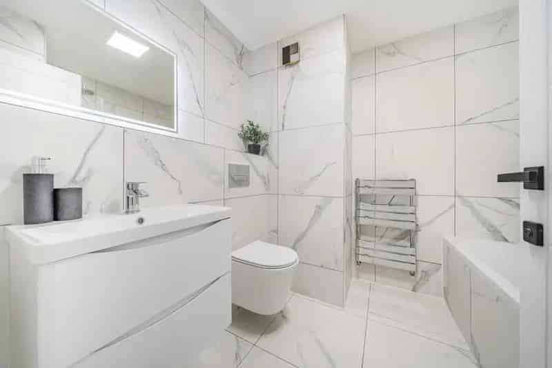 Wimbledon Two Double Bedroom Flat Refurbished