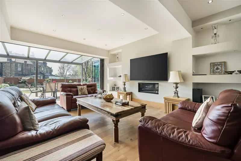5 Bedroom Edwardian Villa For Sale Near Ealing Common