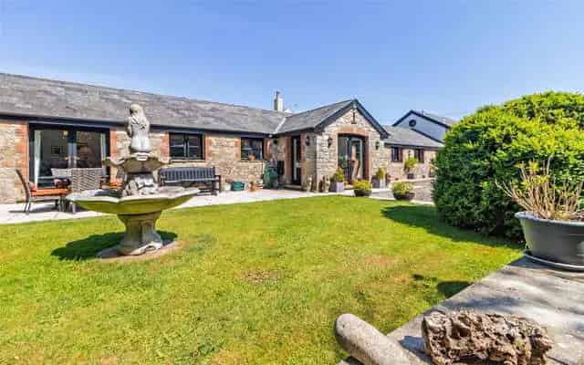 5-Bedroom Home with Successful Heritage Coast Campsite