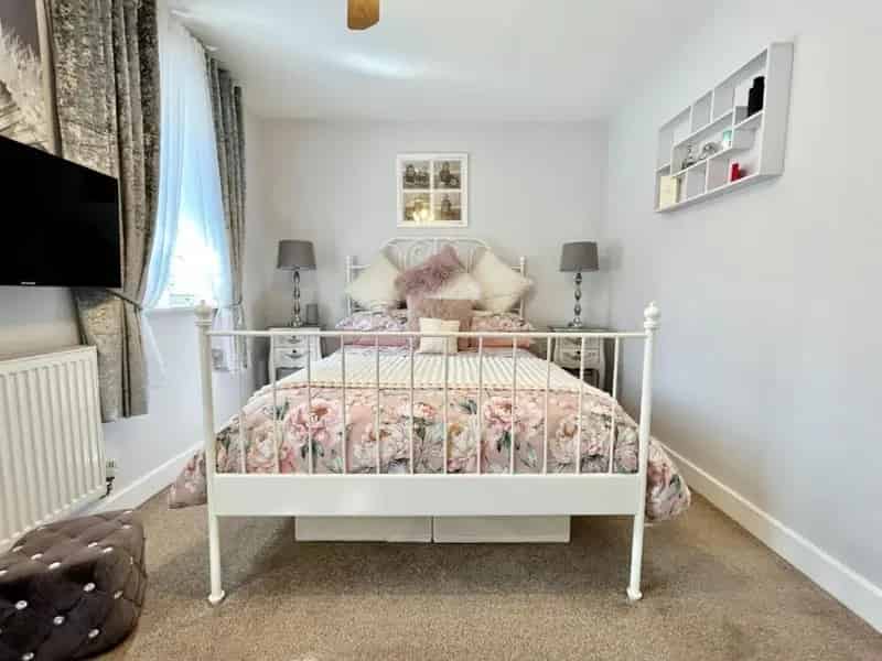 2 Bed End Terrace House for Sale