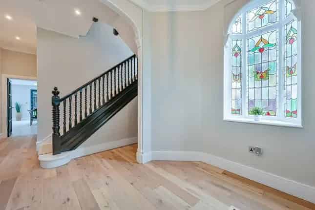 5 Bedroom House for Sale in Acton London W3