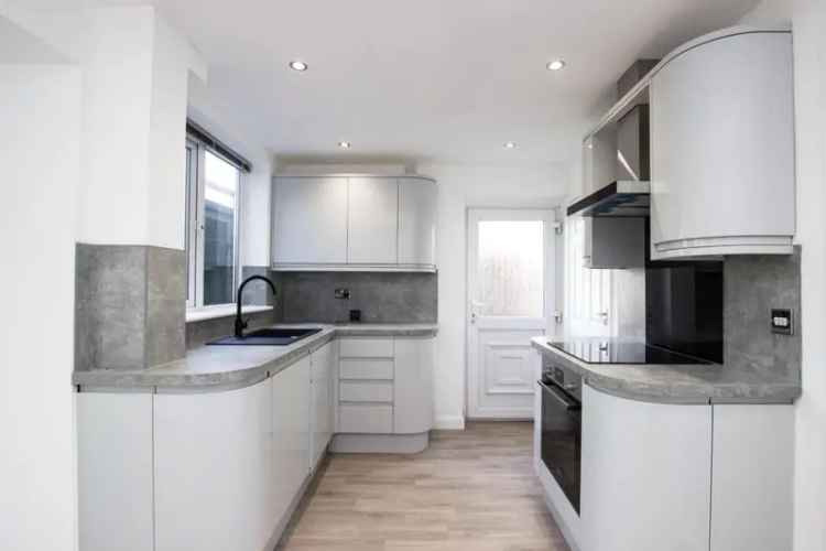 3 Bedroom House For Sale in Darwen - Modern Semi - No Chain