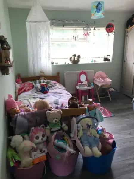 Large 3 Bedroom House Near Good Schools