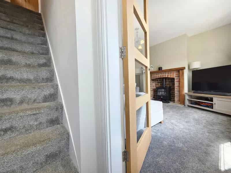 2 Bed Semi Detached House for Sale in Mapplewell