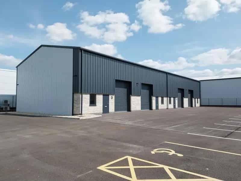 Large New Build Industrial Unit with EV Charging and Secure Yard