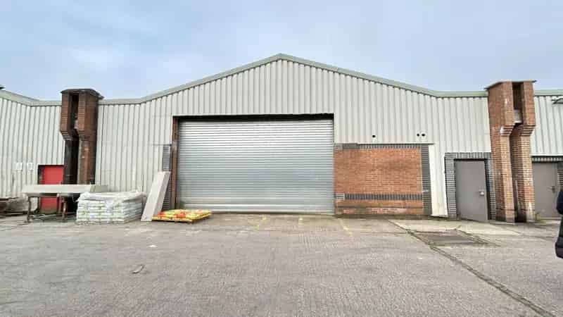 Industrial property For Rent , Trafford, England