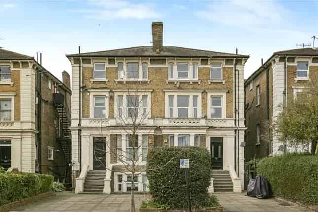 Detached House for Sale Argyle Road London W13