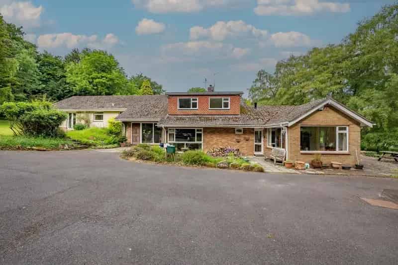 5 Bedroom Detached House for Sale in Wye Valley
