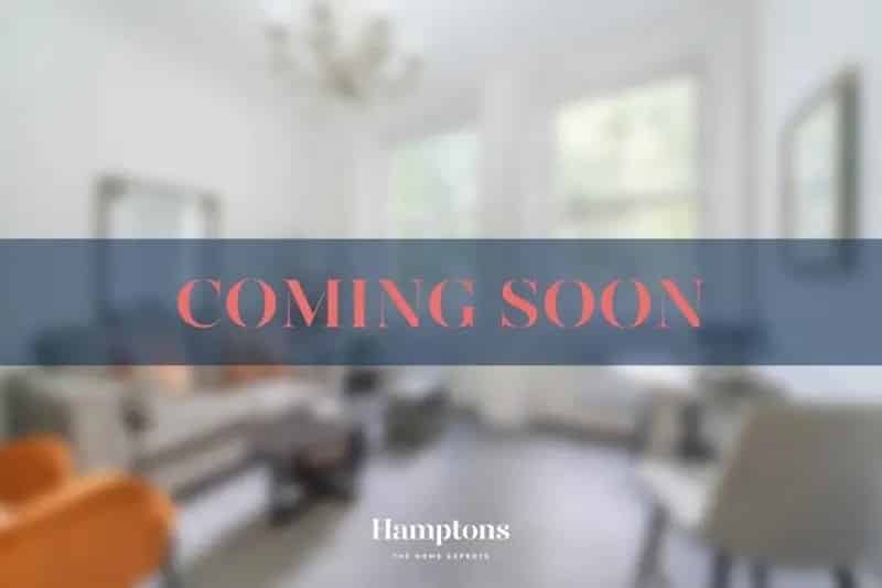 2 Bed Flat to Rent Westcombe Park Top Floor Modern Kitchen